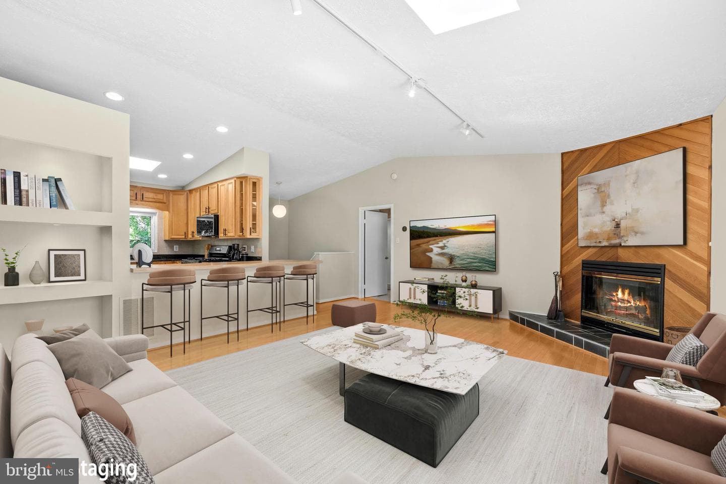 2409 Chestnut Street photo 4