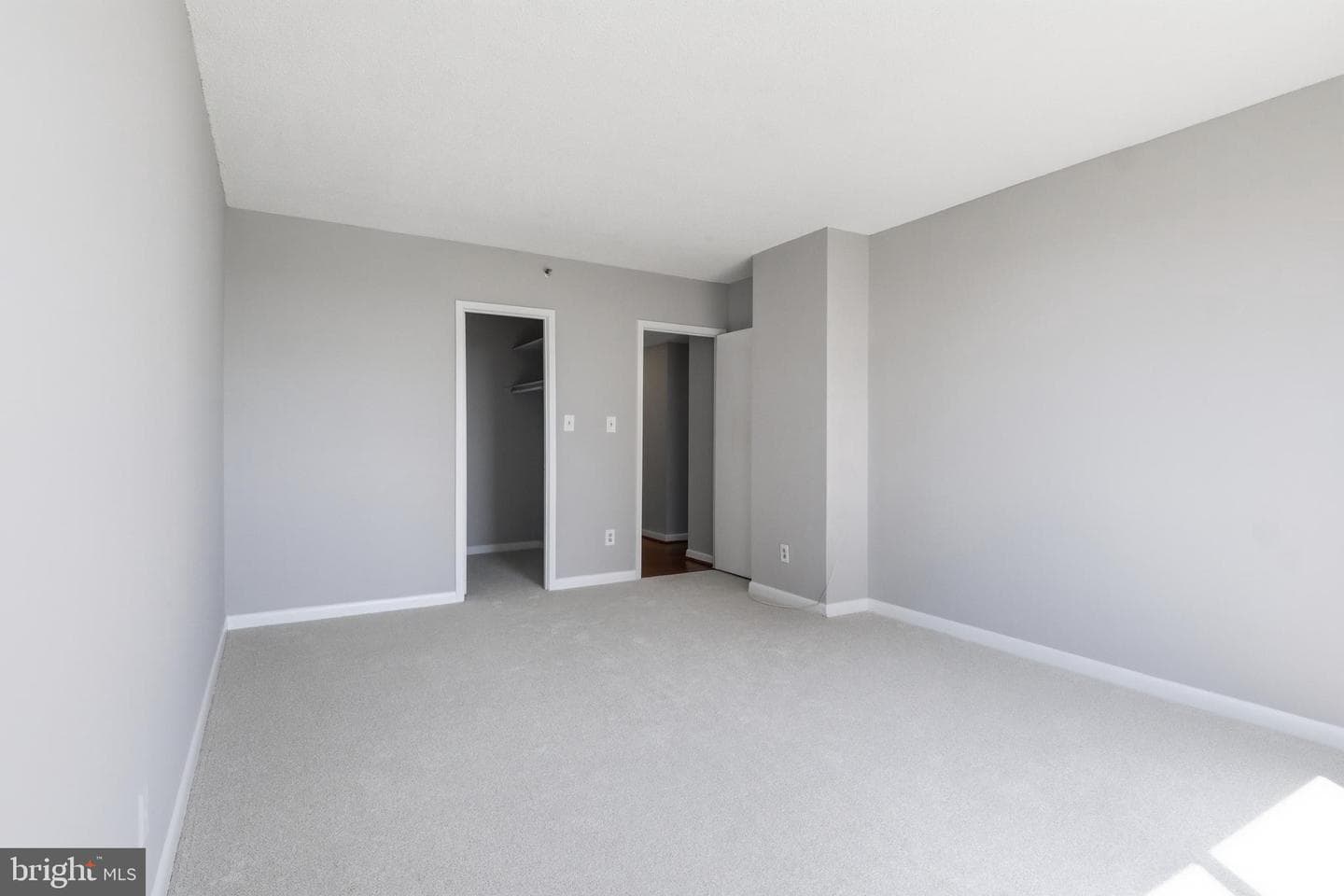 3709 S George Mason Drive #1305 E photo 29