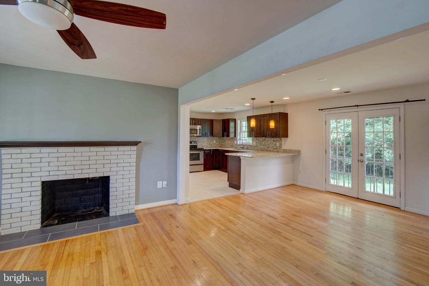 900 Walker Road photo 9