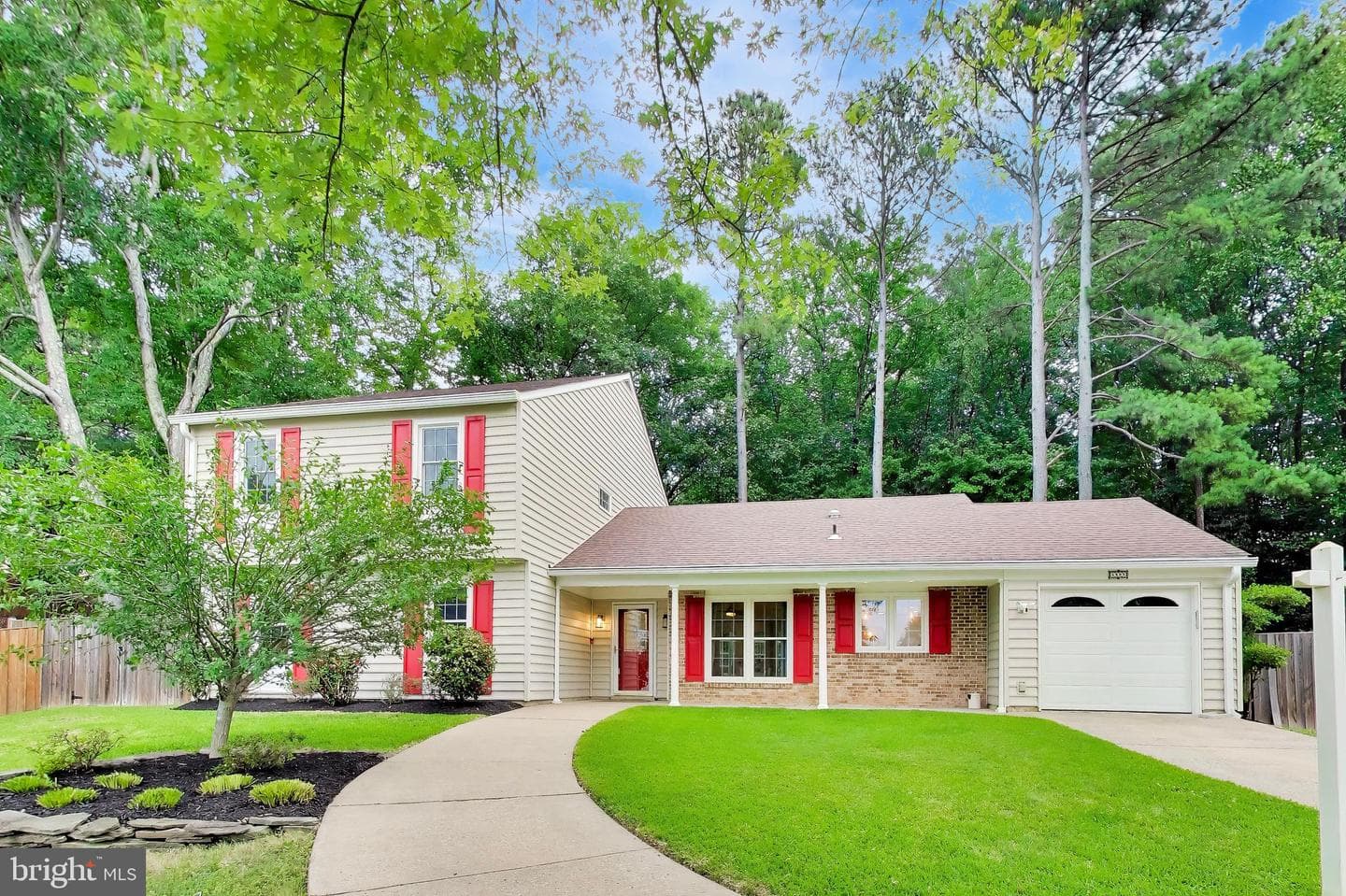 6800 Moon Rock Court, Alexandria