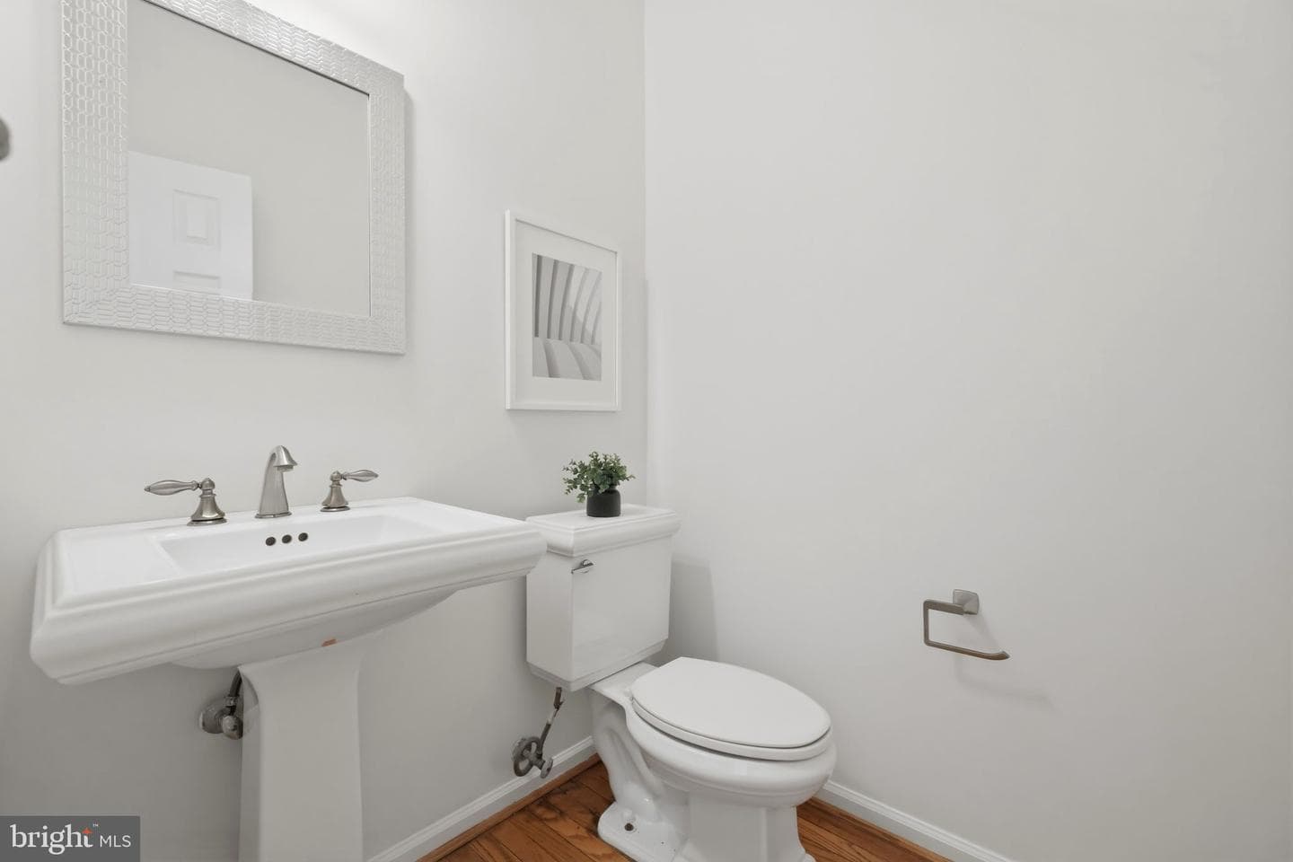 1278 Woodbrook Court photo 27