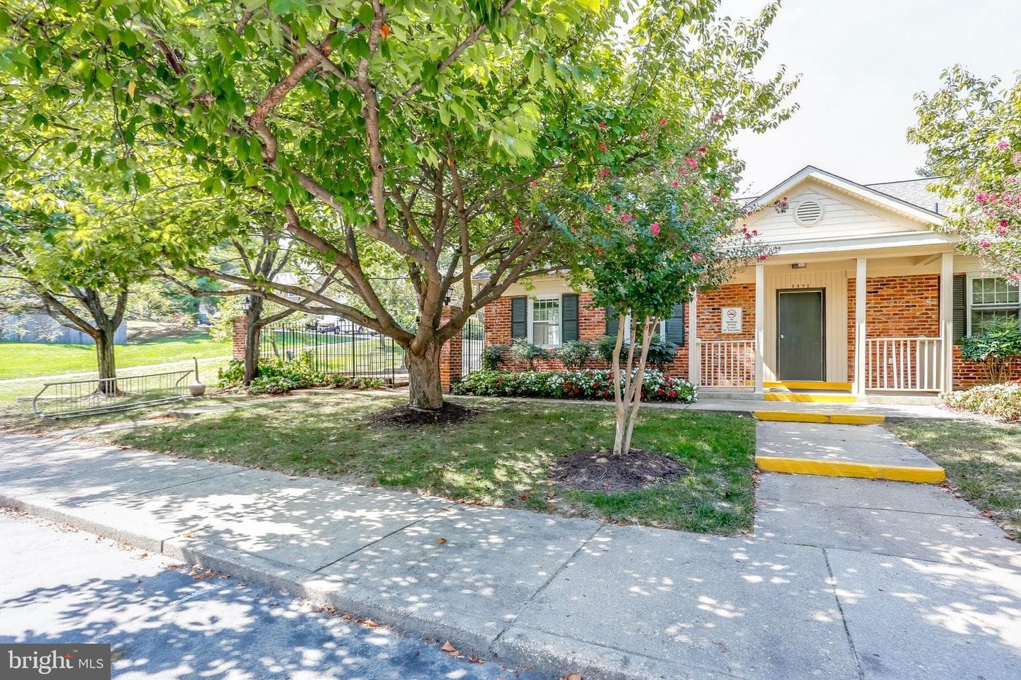 5913 Prince James Drive #i ("eye") photo 24