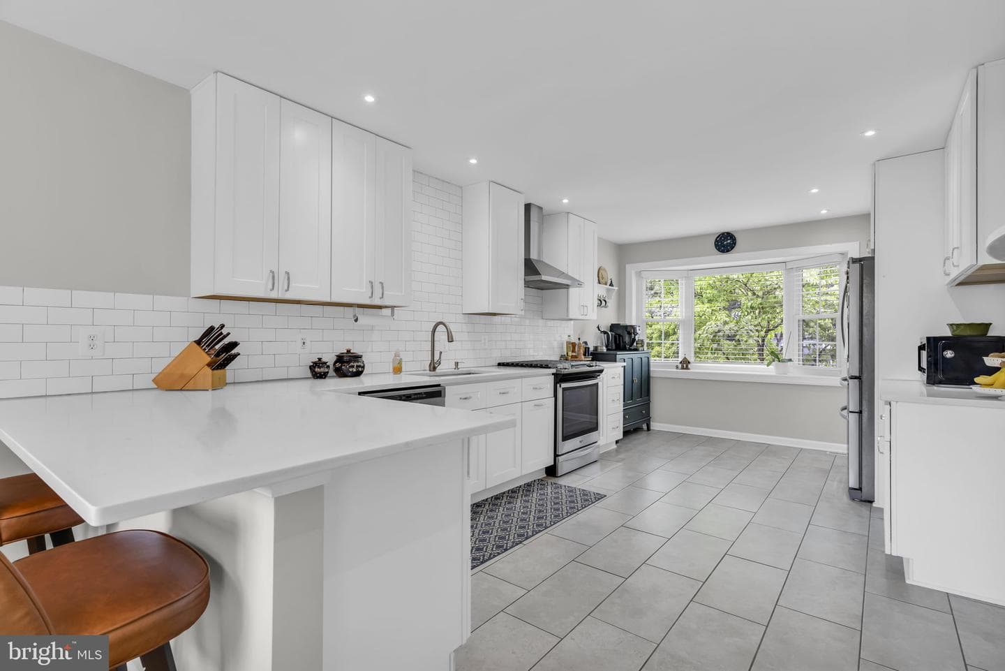8001 Leyton Place photo 13