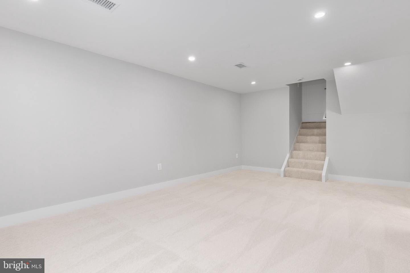 7944 Freehollow Drive photo 26