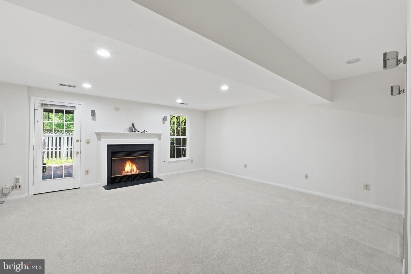 6052 Kestner Circle photo 23