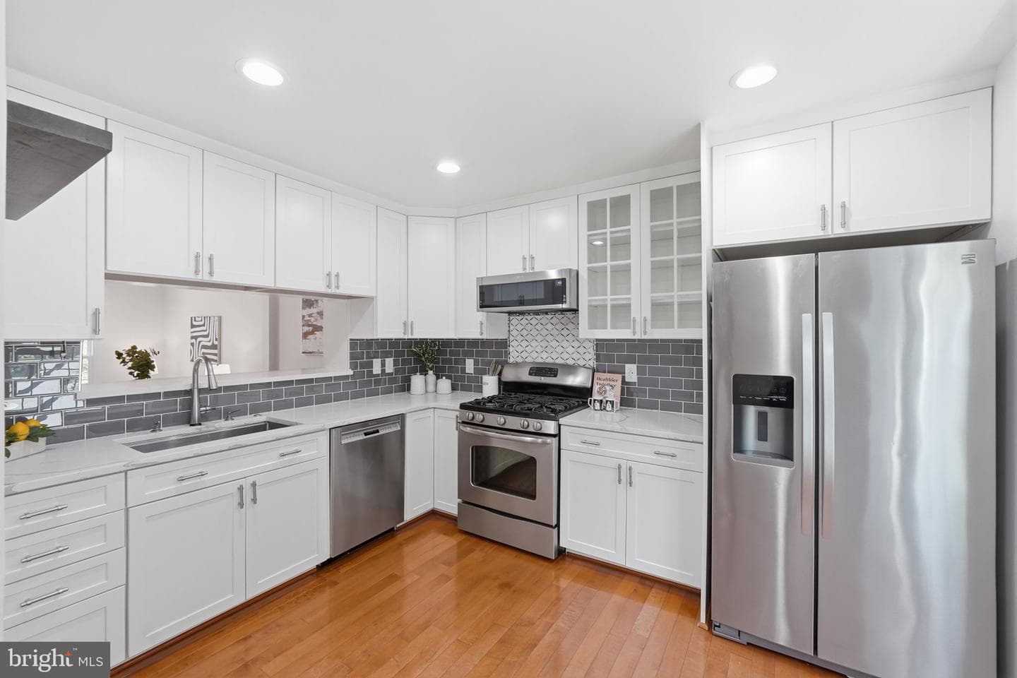 6052 Kestner Circle photo 6