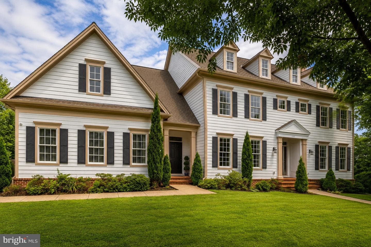 904 Locust Street, Herndon