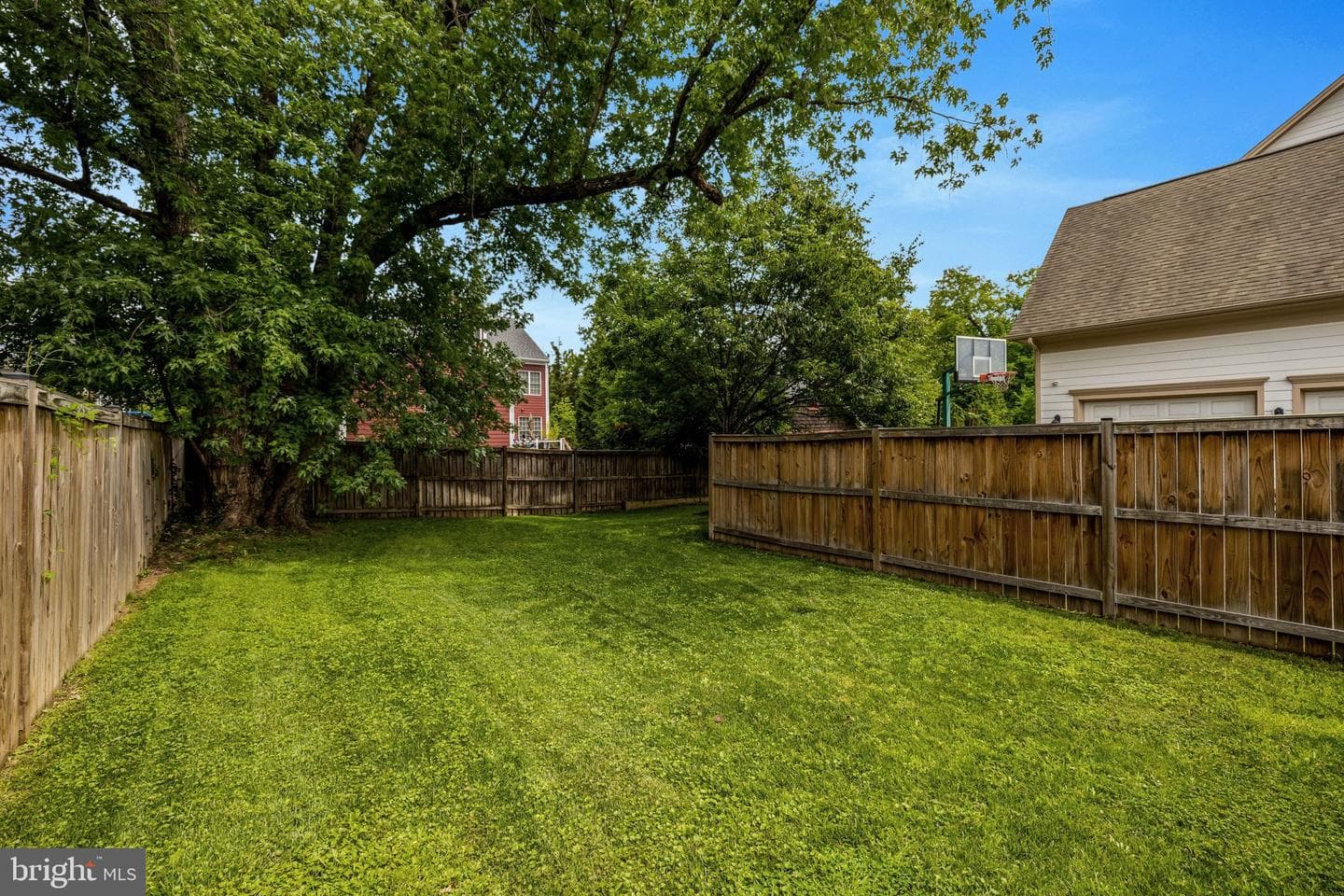 904 Locust Street photo 64