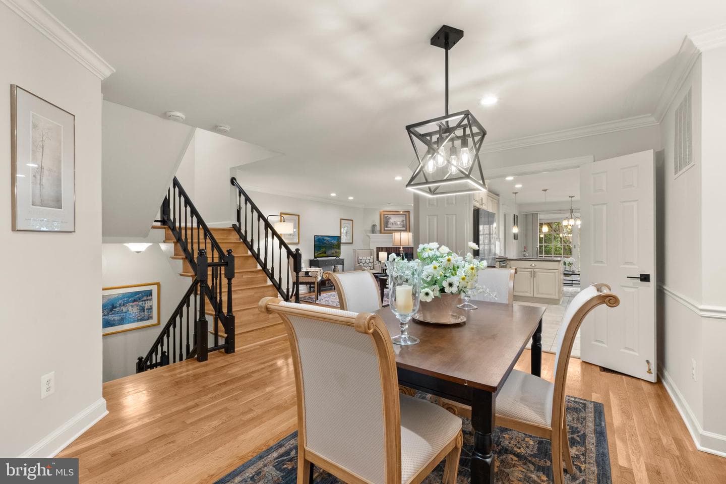6312 Chaucer View Circle photo 6