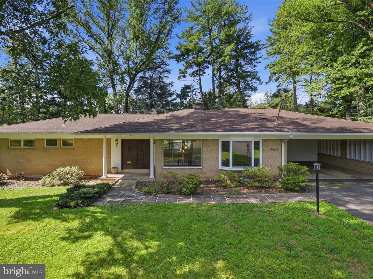 6533 Copa Court, Falls Church
