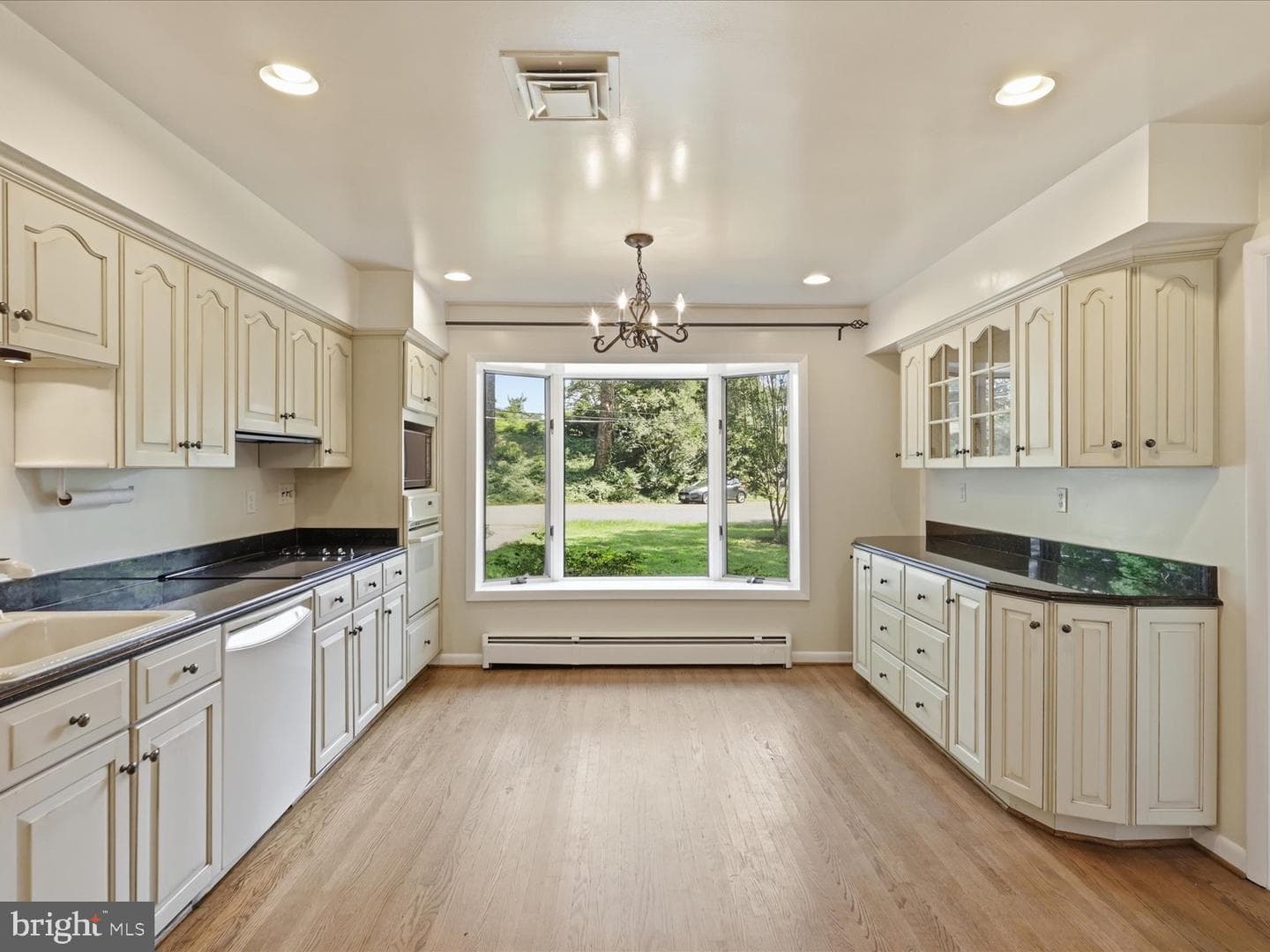 6533 Copa Court photo 7