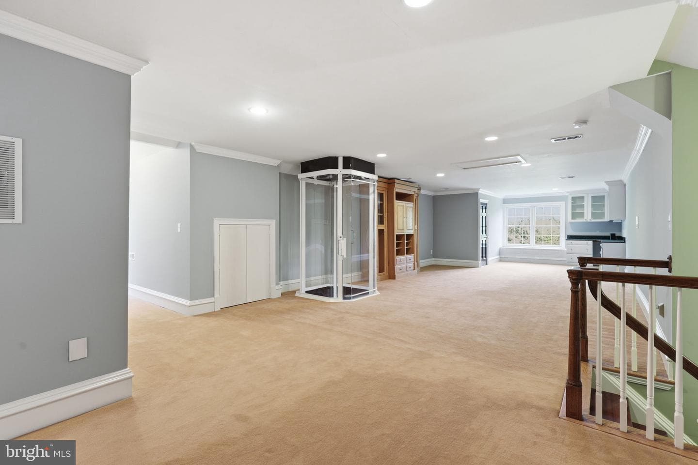 8813 Oak Leaf Drive photo 37