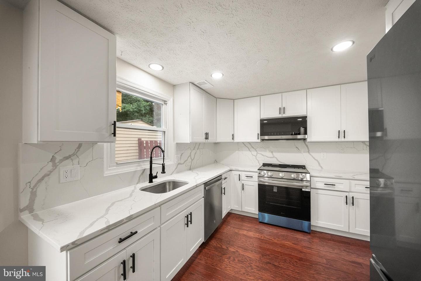 8071 Steeple Chase Court photo 10