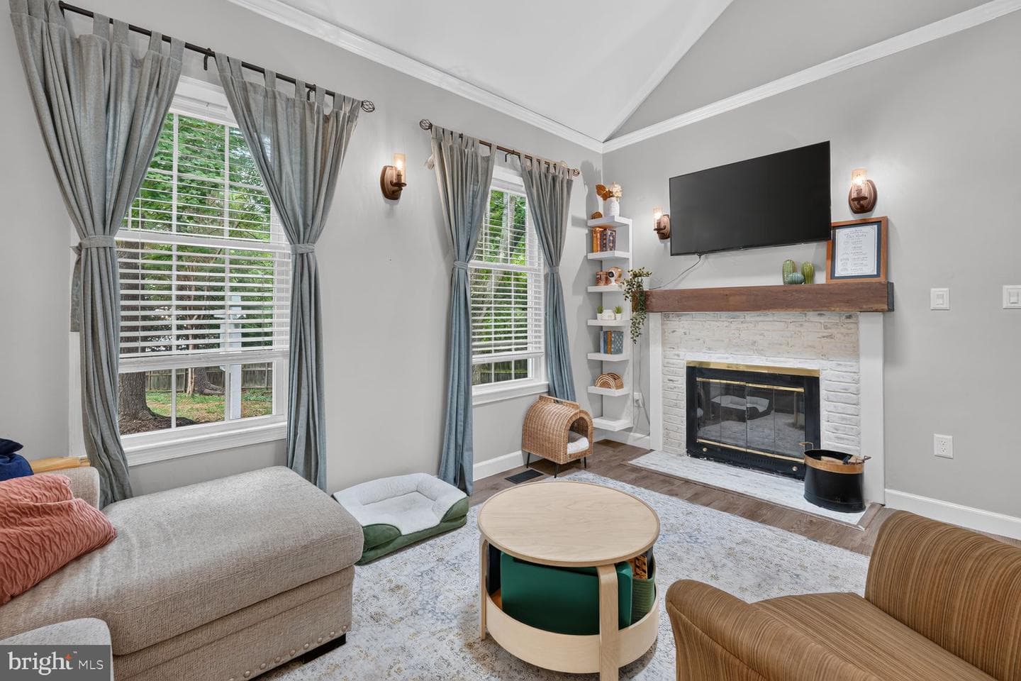 6301 Chimney Wood Court photo 4