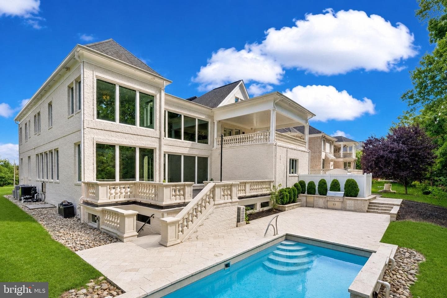 6600 Reserves Hill Court, Annandale