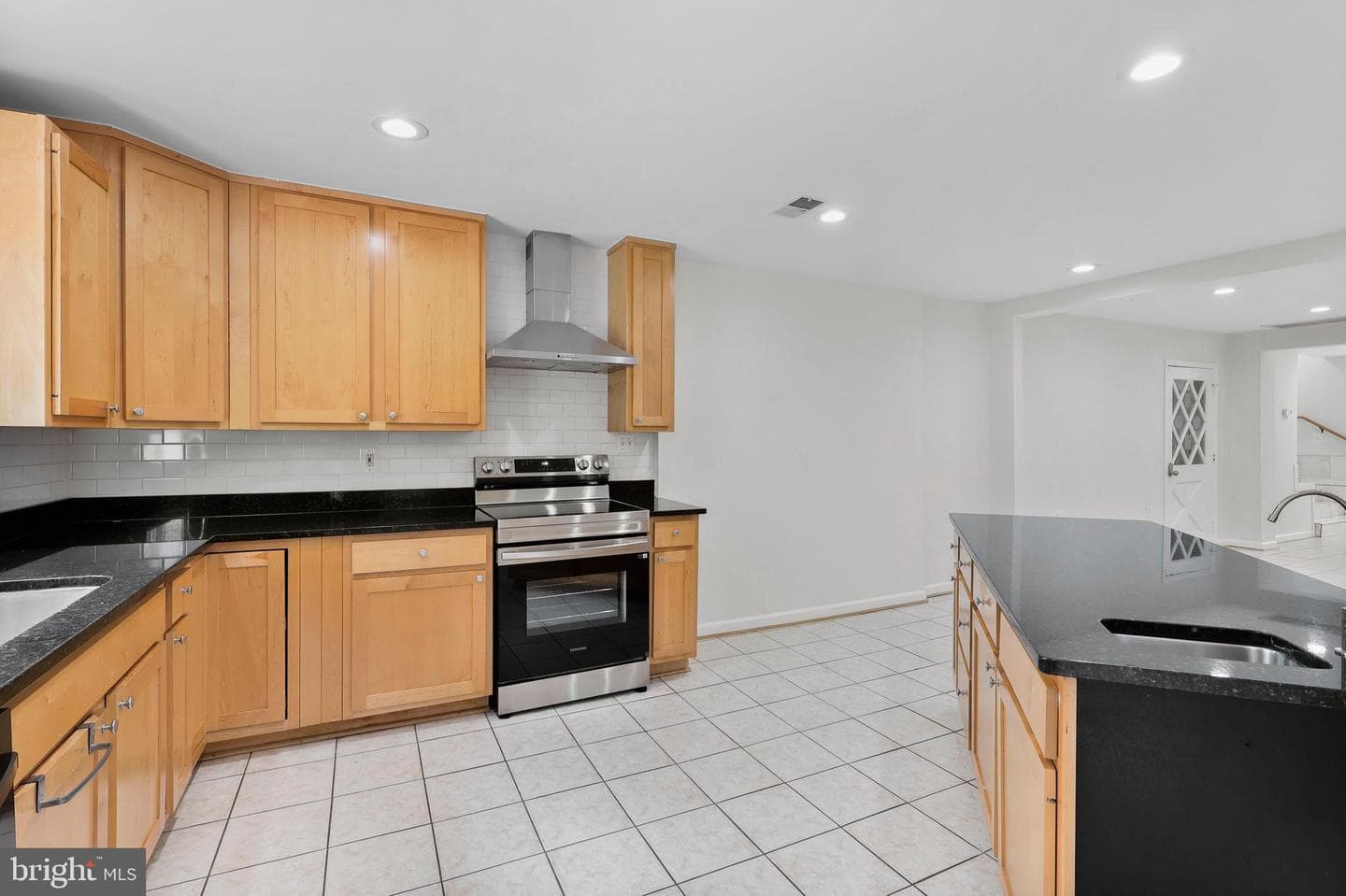 3505 Gallows Road photo 6