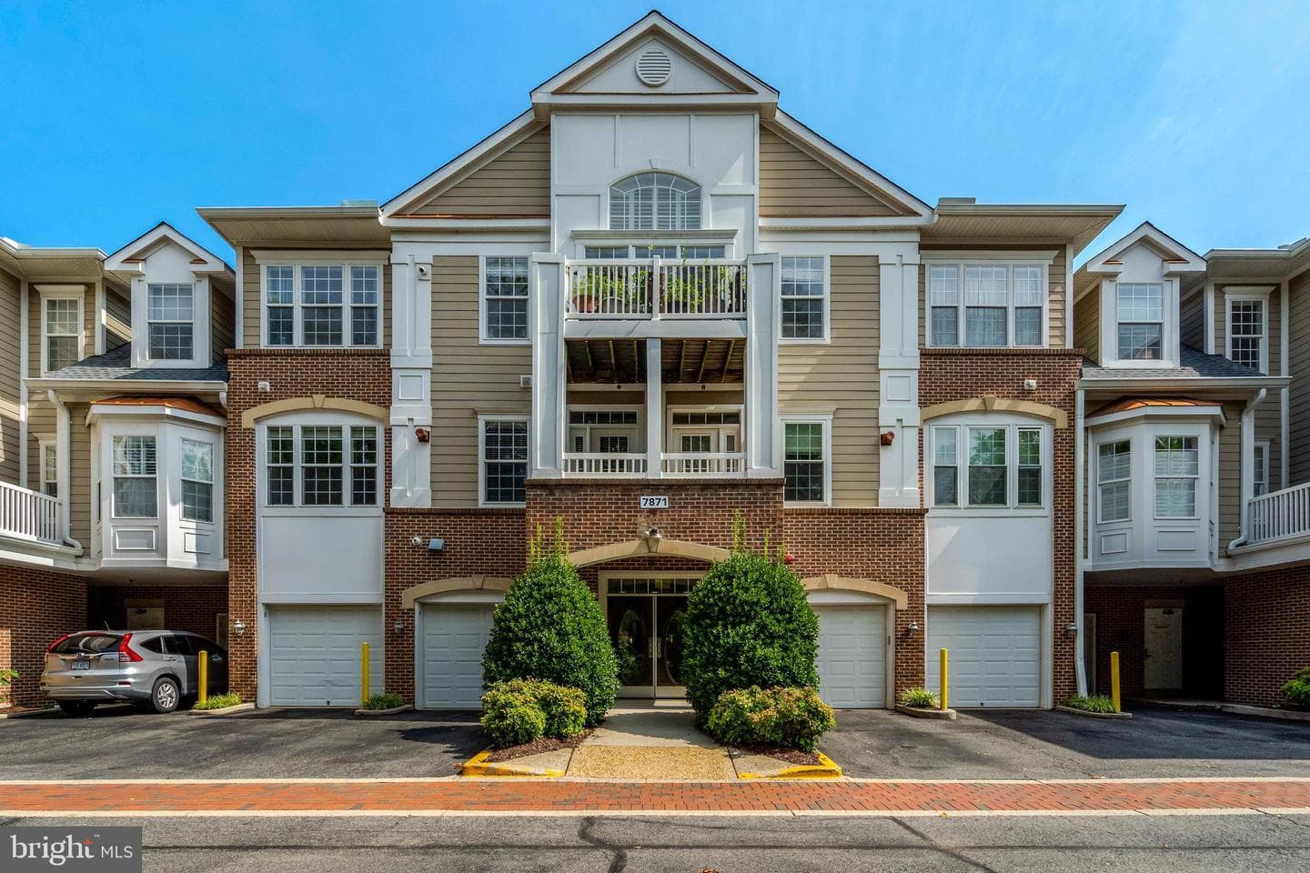 7871 Rolling Woods Court #401, Springfield