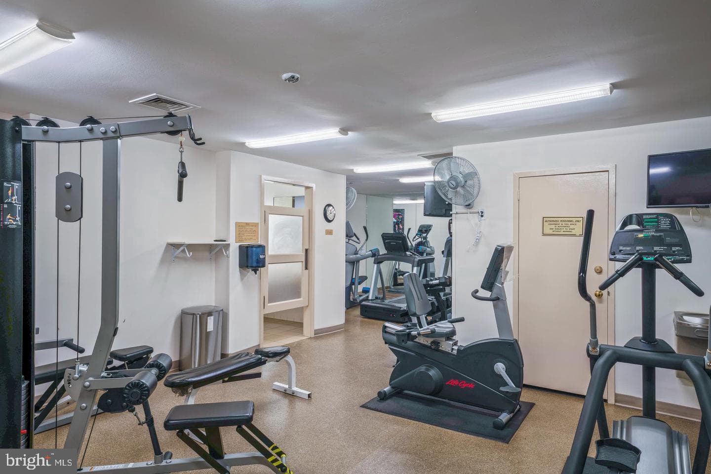 3701 S George Mason Drive #1606n photo 13