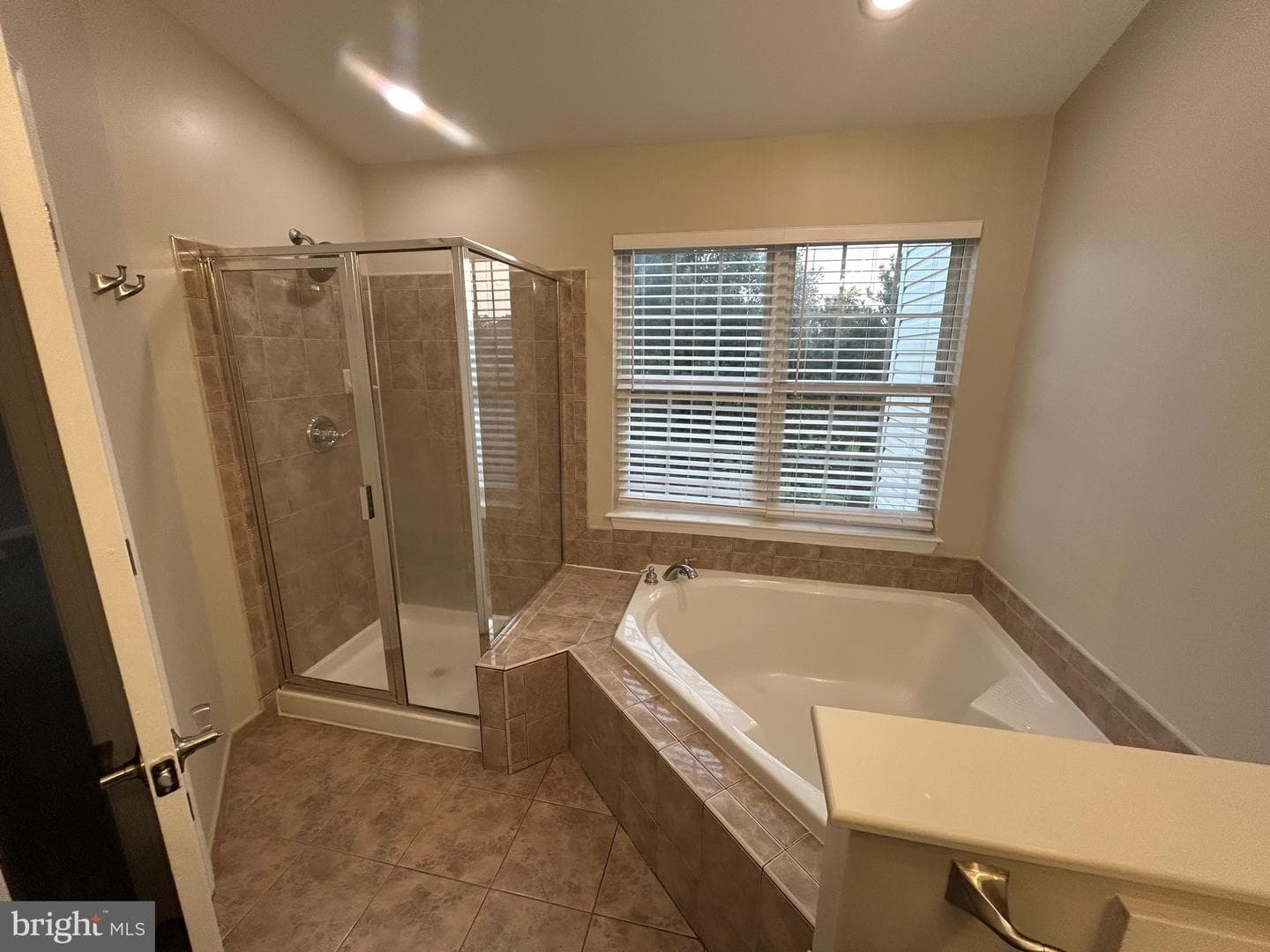 13616 Big Boulder Road photo 29
