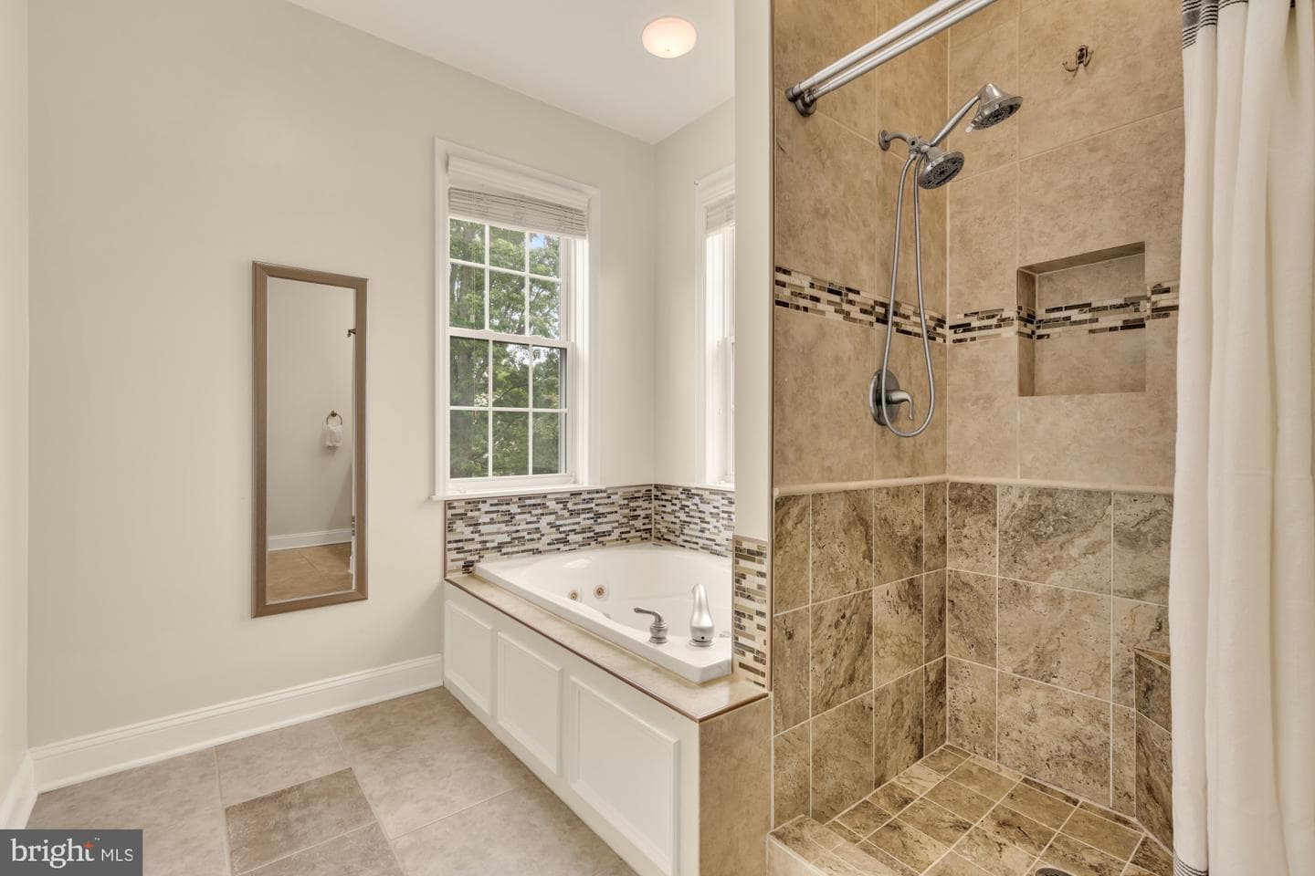 8604 Woodlawn Court photo 21