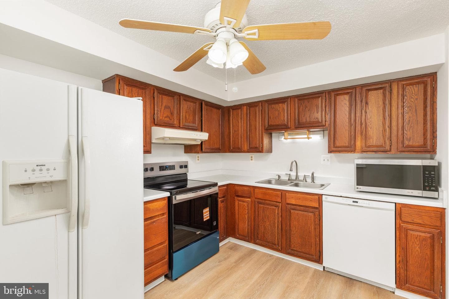 5712 Round Top Lane photo 11
