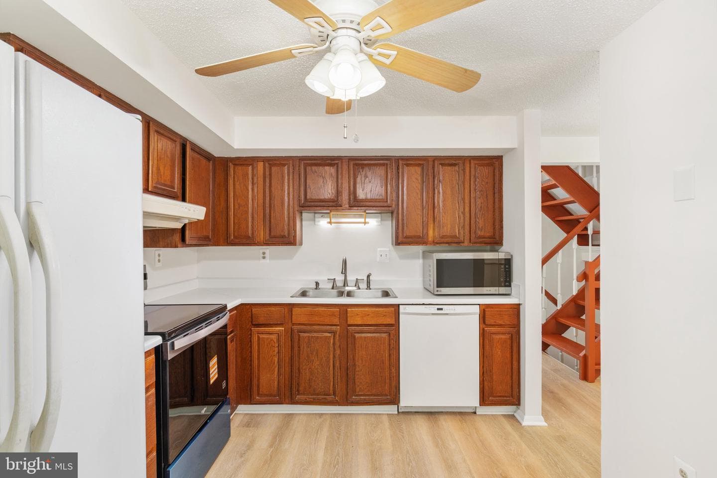 5712 Round Top Lane photo 12