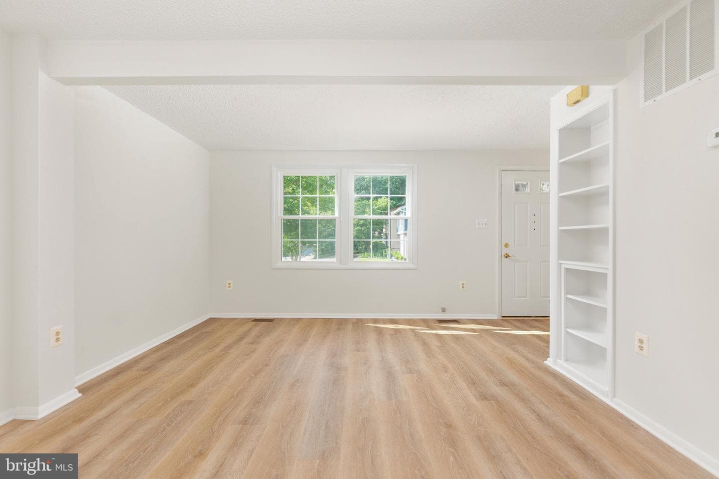 5712 Round Top Lane photo 7