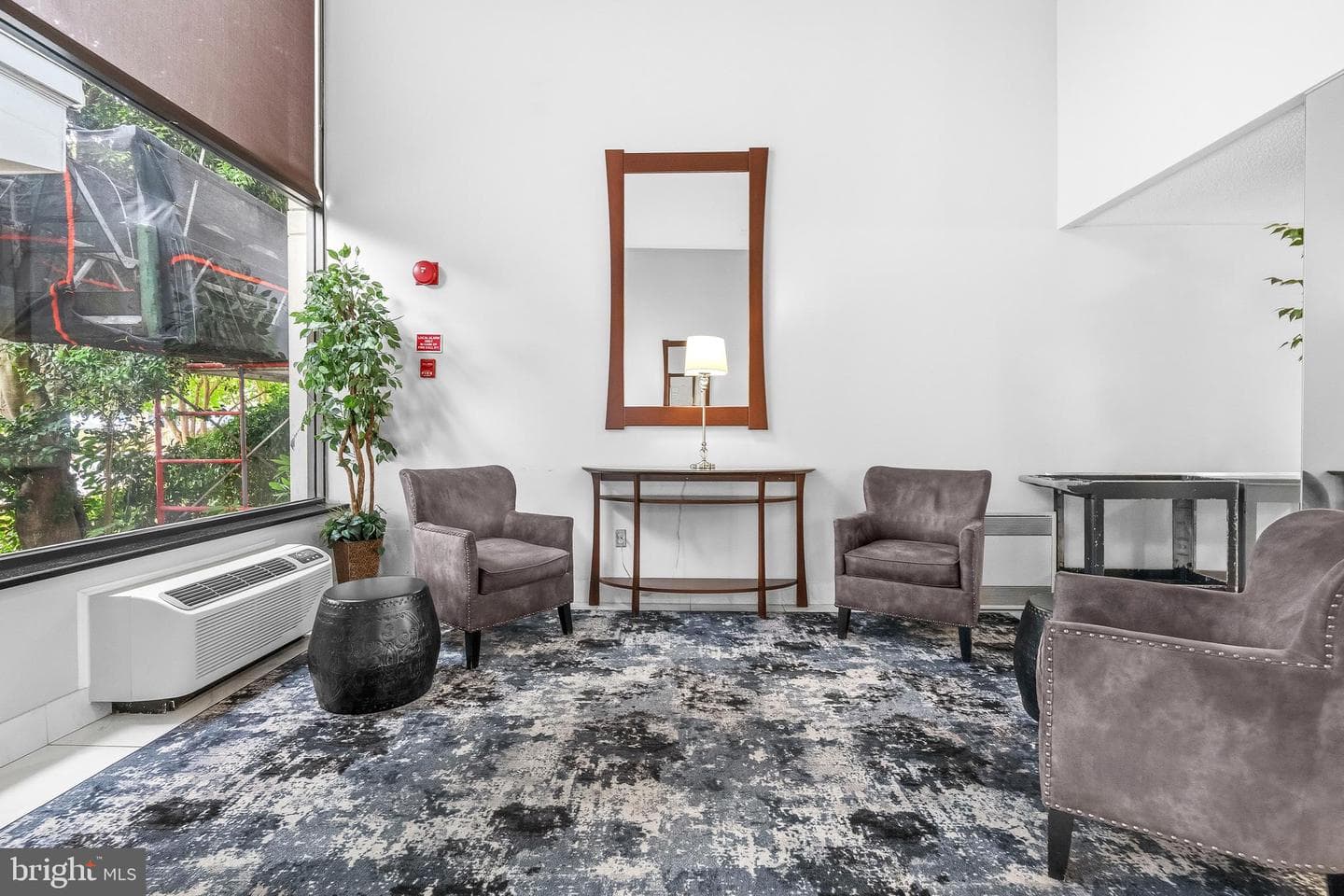 2059 Huntington Avenue #801 photo 23