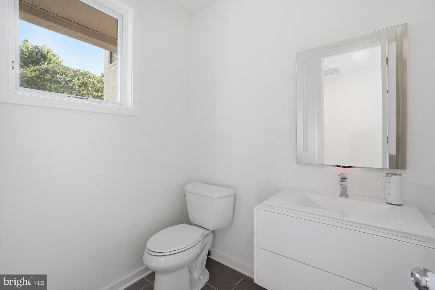 7545 Potomac Fall Road photo 33