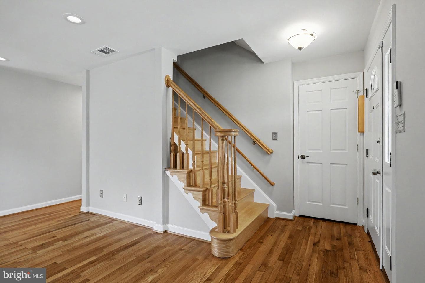 3128 Wayne Road photo 14