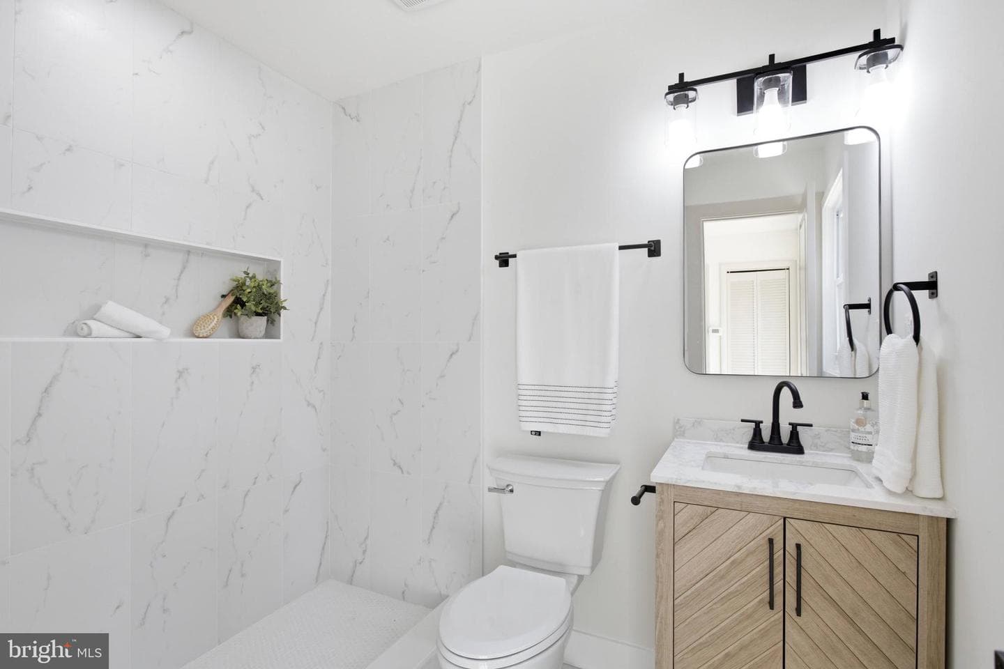 7501 Nancemond Street photo 28