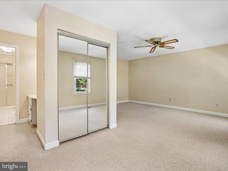 5194 Kimscott Court photo 13