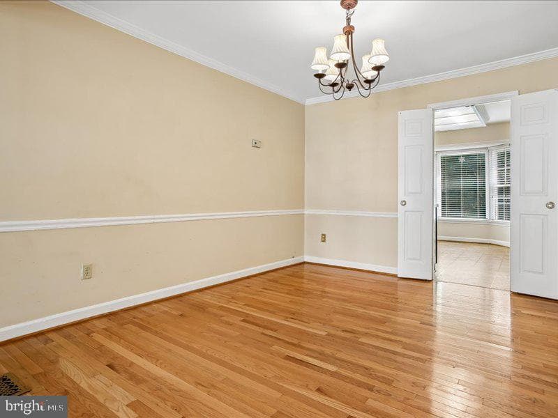 5194 Kimscott Court photo 9