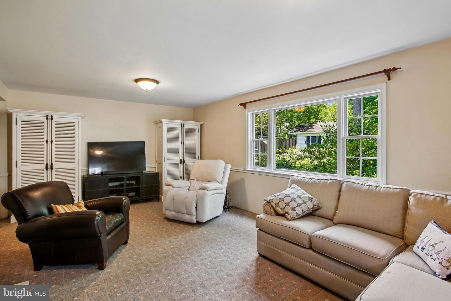 8506 Hitching Post Lane photo 18