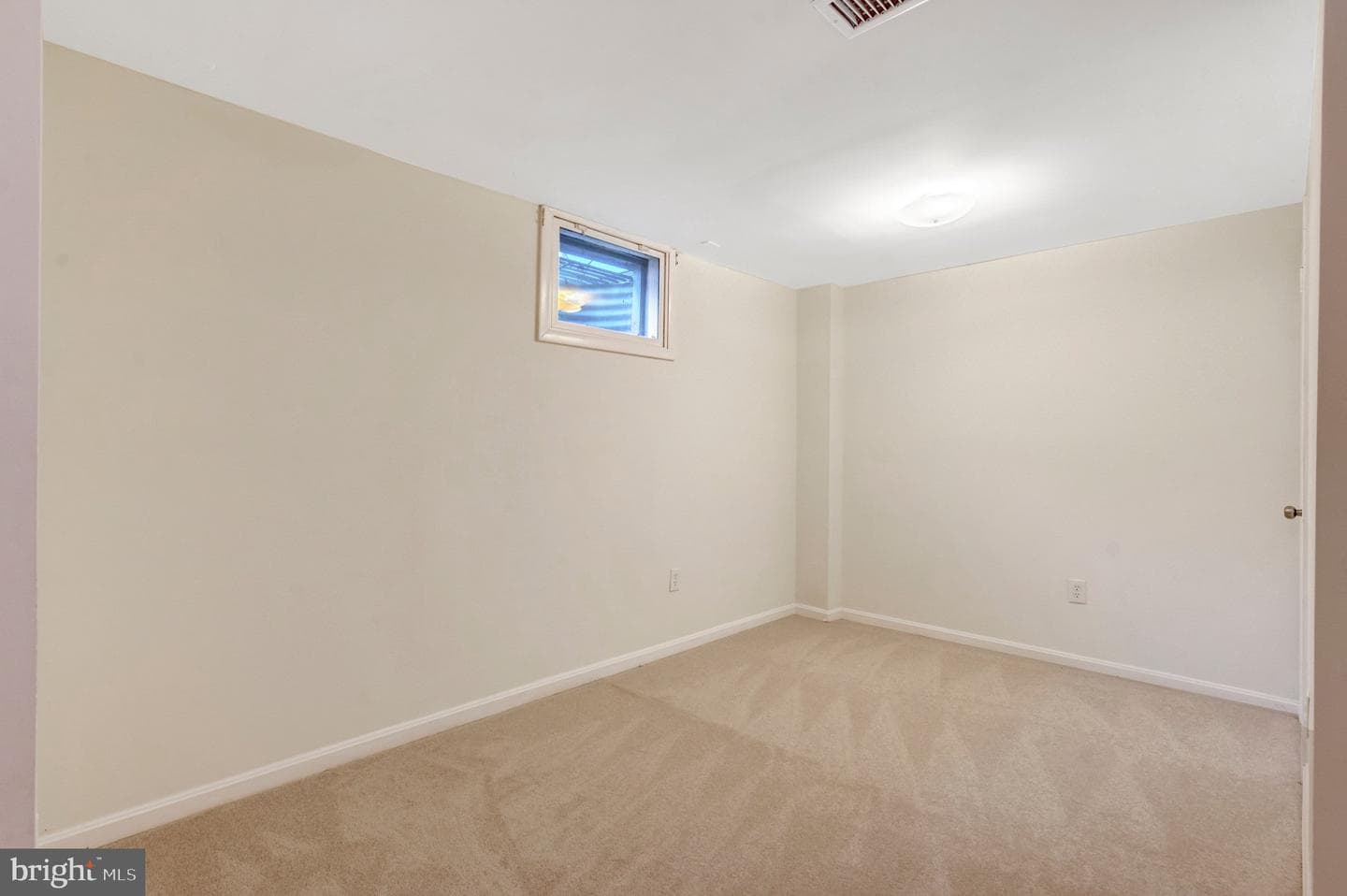 8051 Felecity Court photo 37