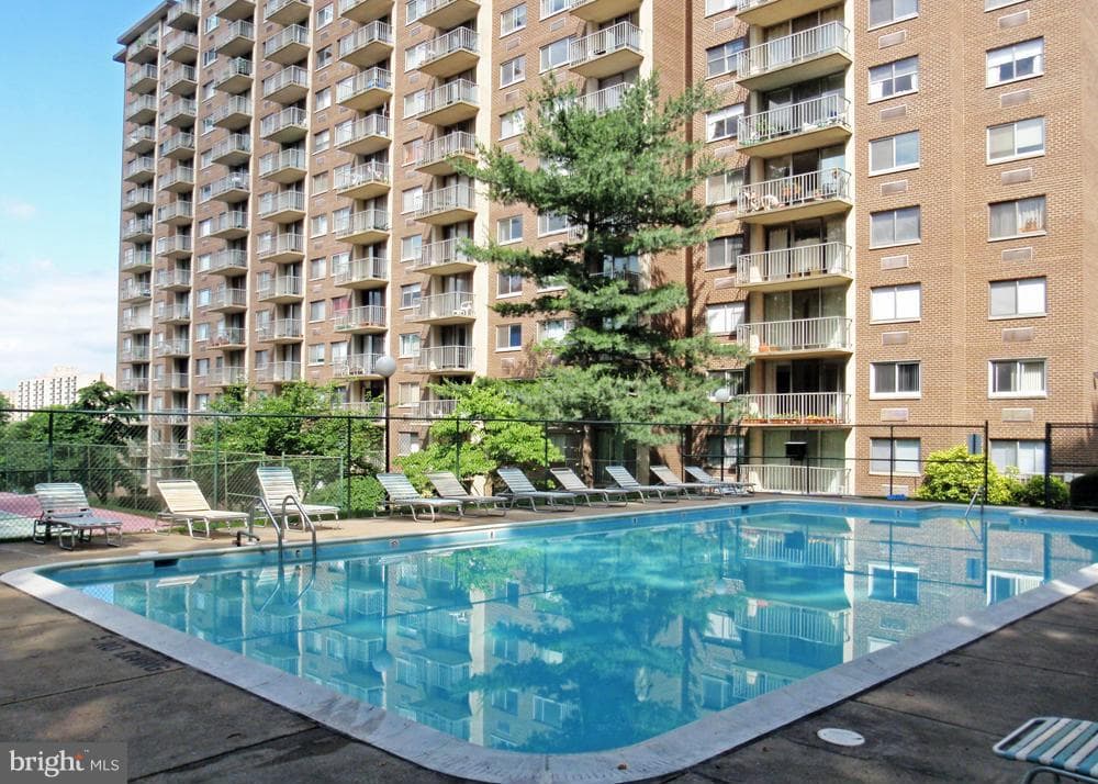 2059 Huntington Avenue #1408 photo 33