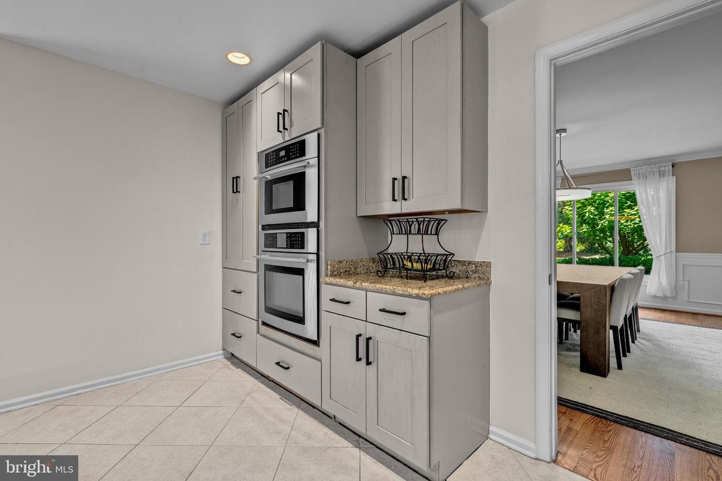 1077 Spring Hill Road photo 16