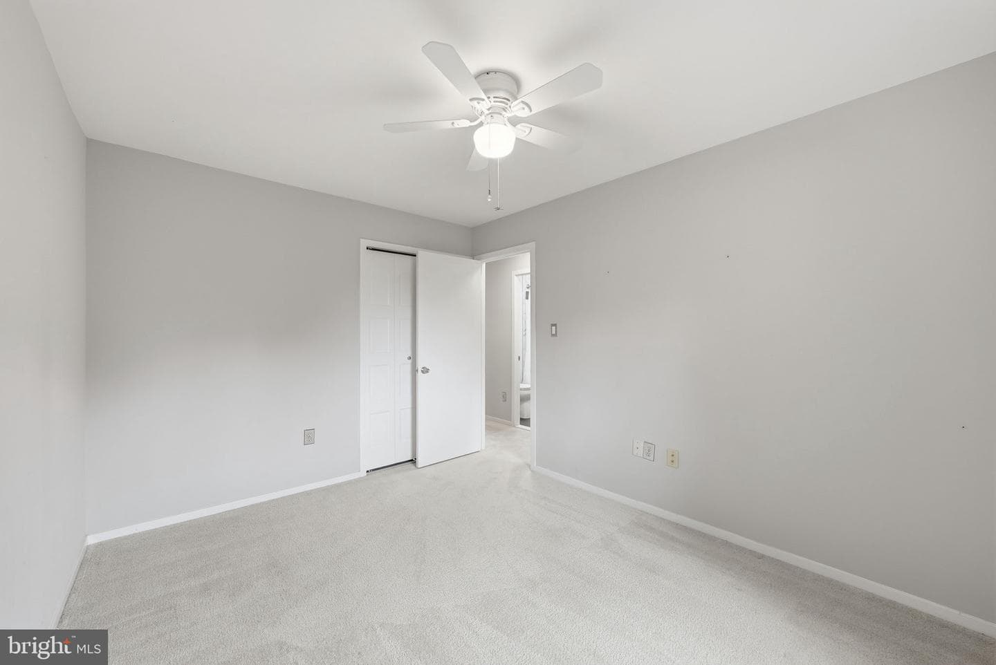 2836 Jermantown Road #47 photo 30