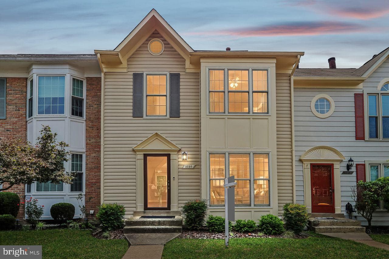 5250 Stoney Branch Court, Centreville