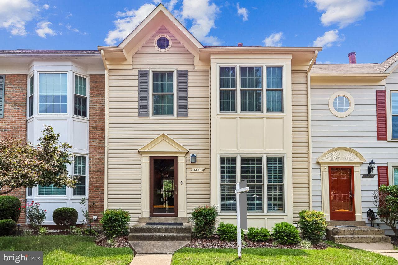 5250 Stoney Branch Court, Centreville