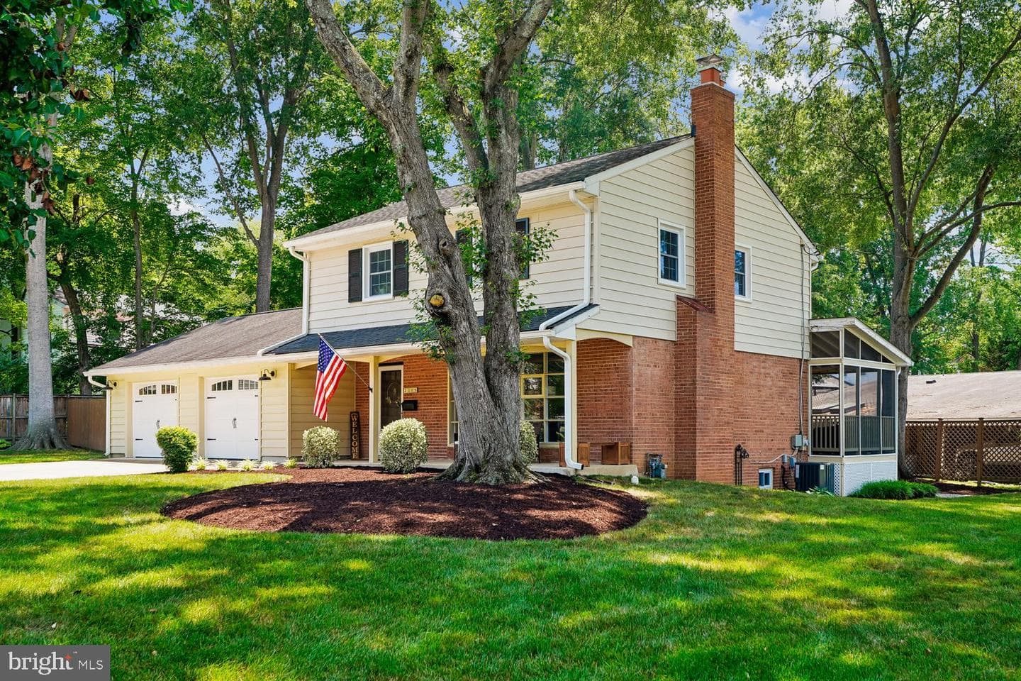 2305 Londonderry Road photo 3