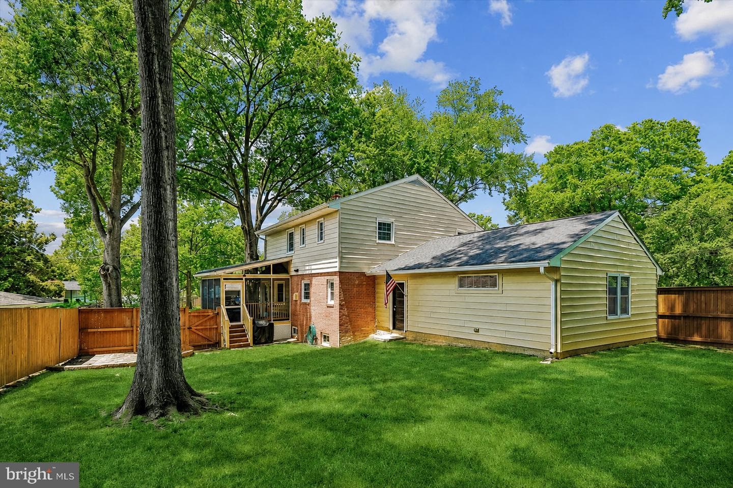 2305 Londonderry Road photo 45
