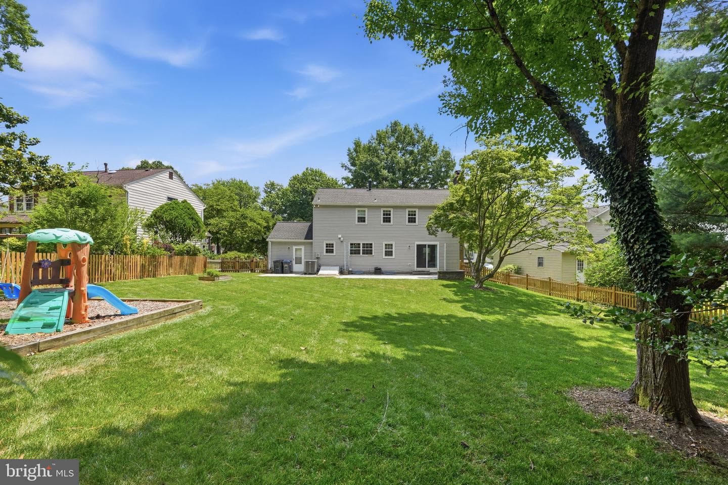 9514 Wallingford Drive photo 3