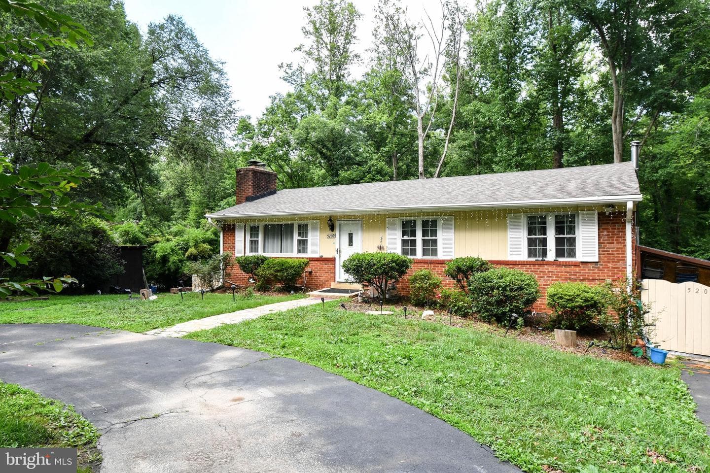 5209 Yuma Court, Alexandria