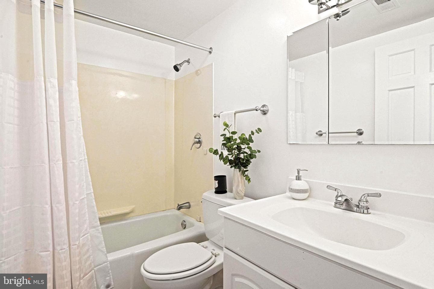 1603 Simmons Drive photo 14