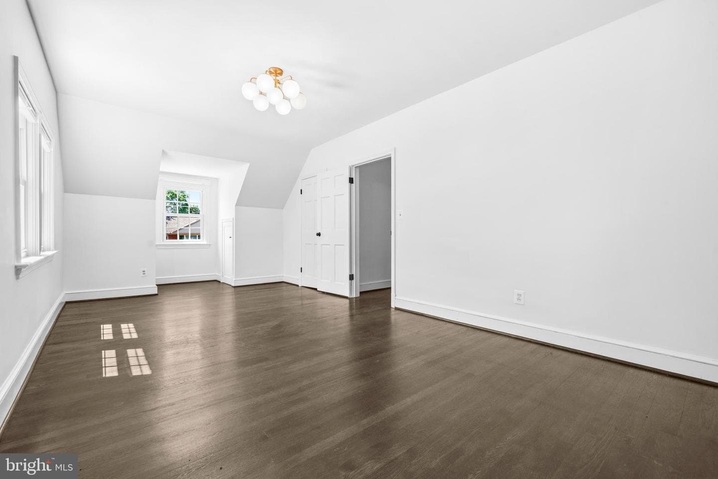 3104 Collard Street photo 25