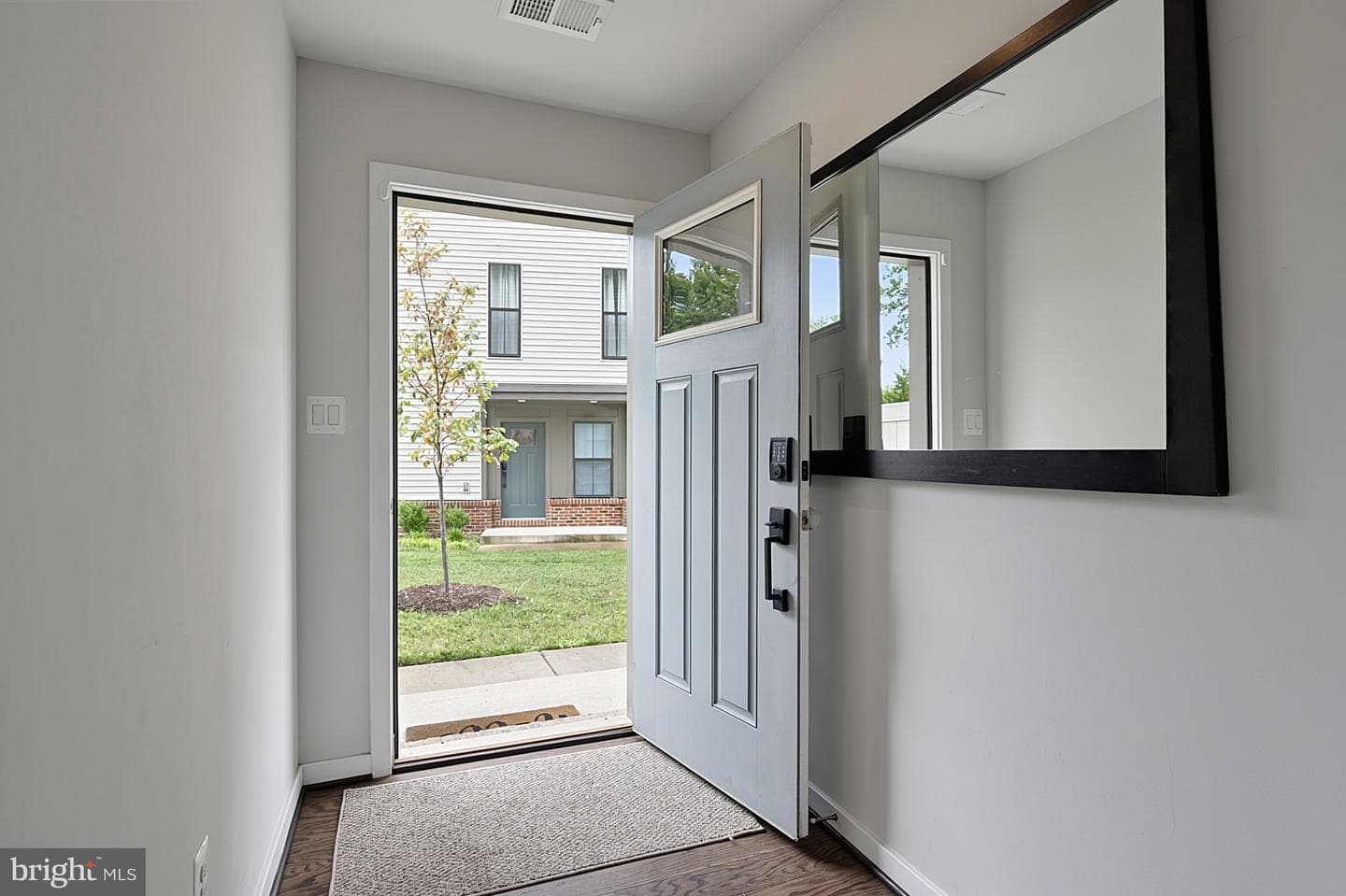 6261 Edsall Road photo 4