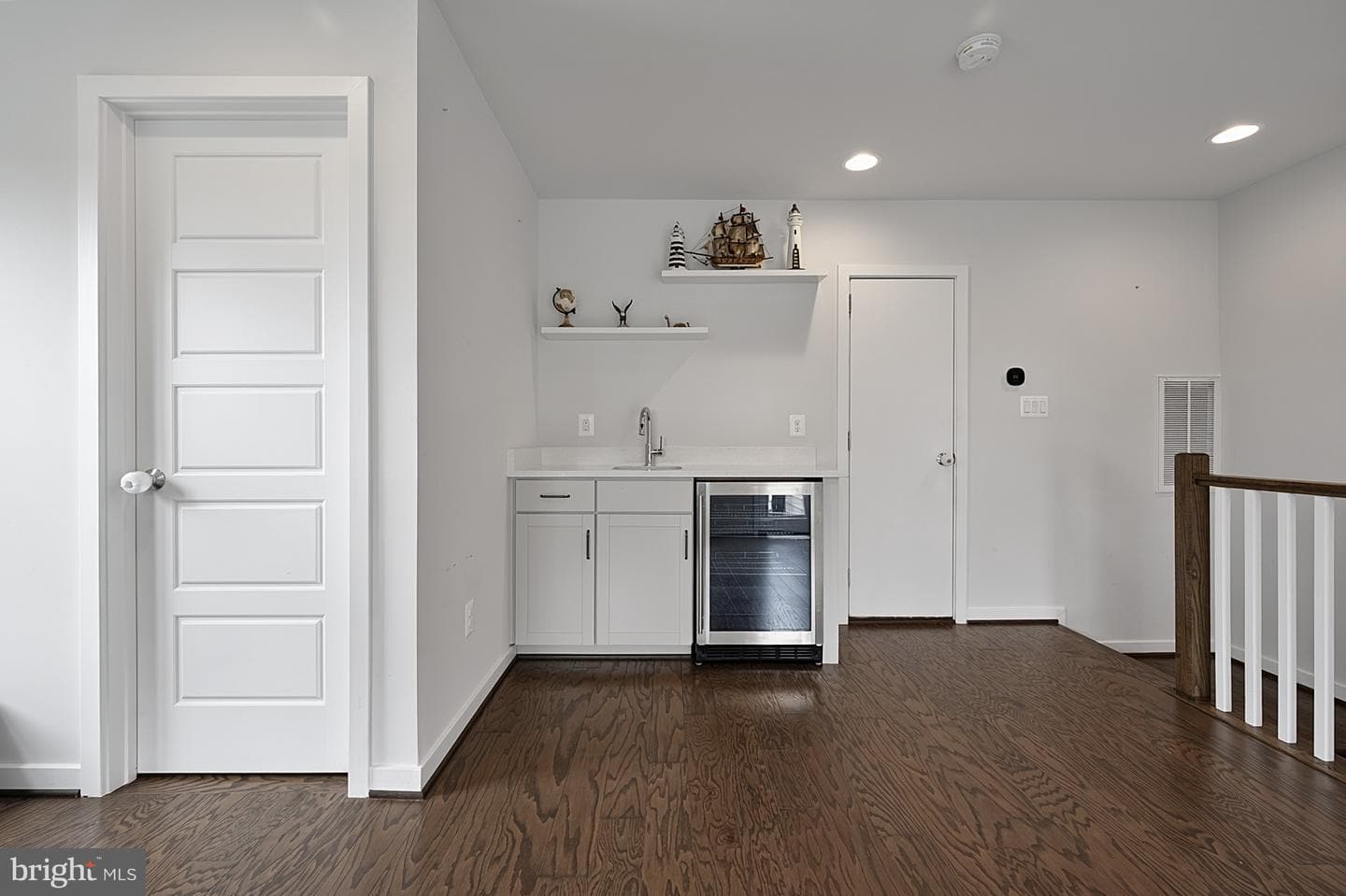 6261 Edsall Road photo 42