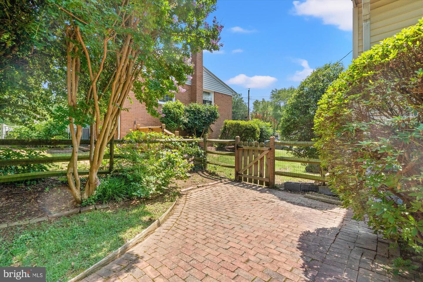8403 W Boulevard Drive photo 33