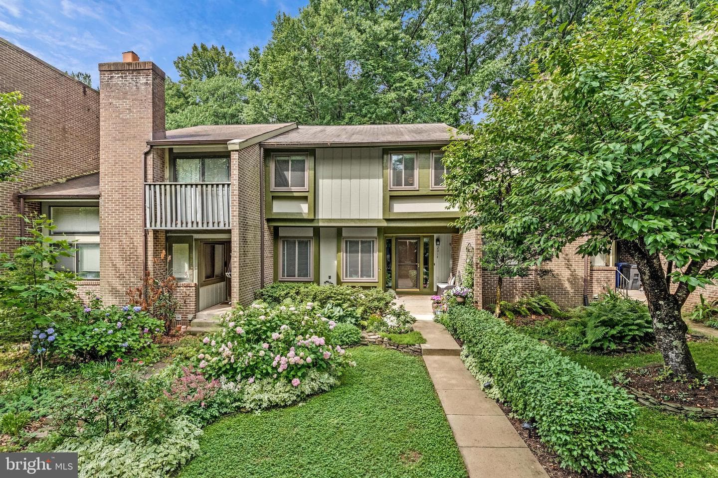 2014 Winged Foot Court, Reston
